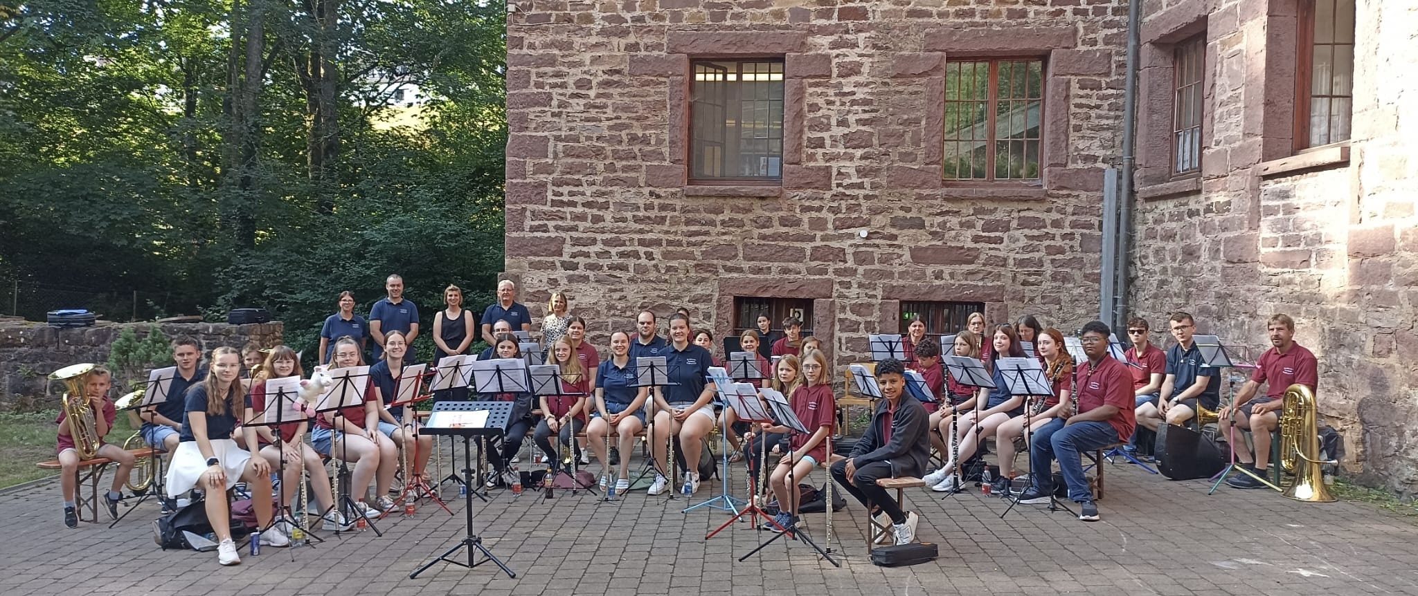 Jugendgesamtorchester bei der Jugendfreizeit auf Burg Steinegg